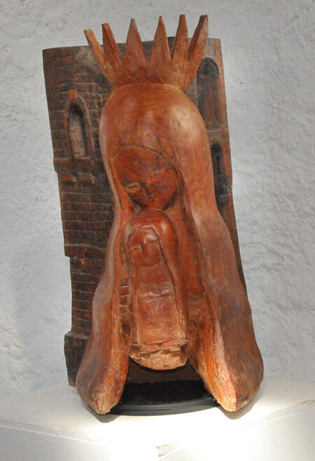 La Vierge de la Paix L35cm P38cm H64cm