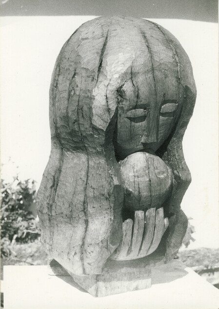 Maternit&eacute;" VI L25cm P30cm H35cm